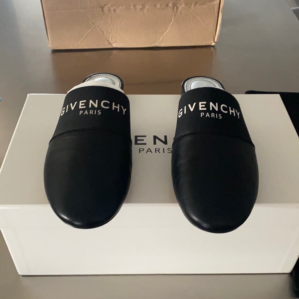 Givenchy mule Bedford flats